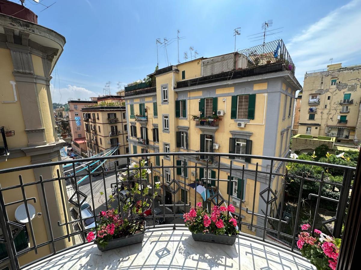 Domus Luca - Central Rooms In The Heart Of Naples Exterior photo